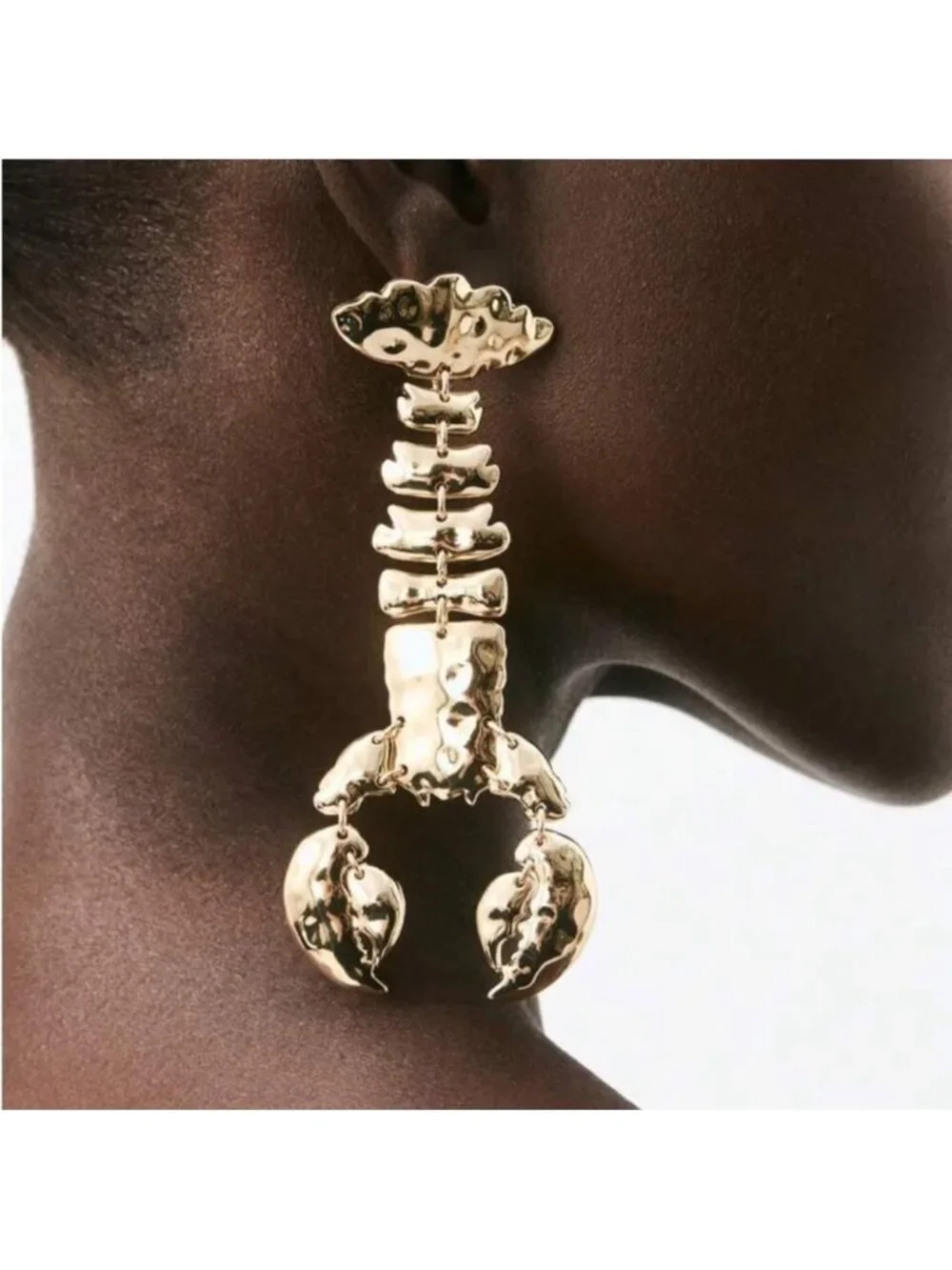 New! H&M Hammered Gold Crayfish Statement Earrings (1051) NWOT